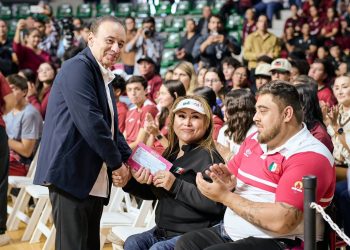 Con unidades especializadas, Gobernador Durazo amplía atención y movilidad para personas con discapacidad