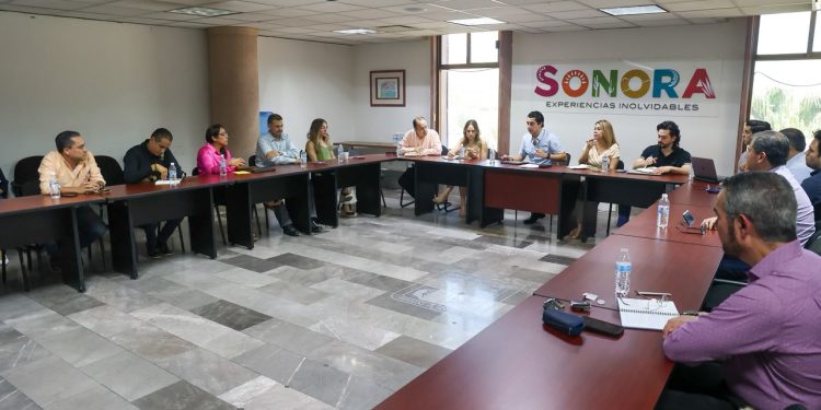 Gobierno de Sonora implementará programa de fortalecimiento y desarrollo comercial del centro de Hermosillo