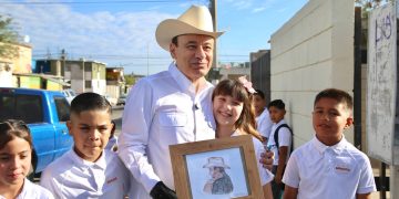 Respalda Gobernador Durazo regulación del uso de celulares en escuelas de Sonora