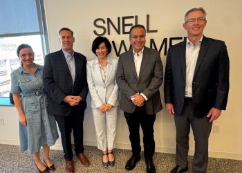 Impulsa Toño Astiazarán desarrollo económico de Hermosillo con alianzas en innovación y semiconductores en Arizona