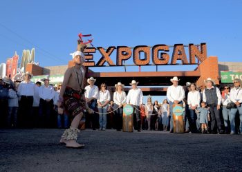 Inaugura Gobernador ExpoGan 2024 y estrena Salón de Eventos El Vaquero
