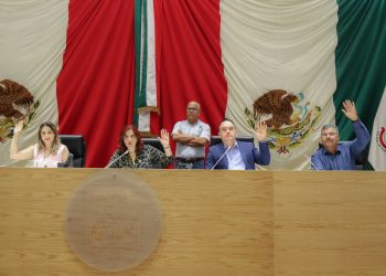 Aprueba Diputación Permanente renuncia de regidora y turna asuntos a comisiones