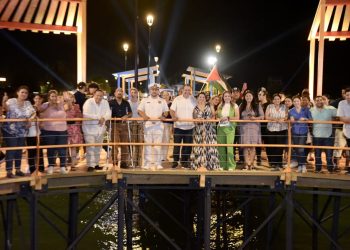 Entrega Toño Astiazarán nuevo muelle de Bahía de Kino
