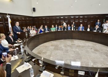 Toño Astiazarán Gutiérrez rindió protesta formal como Presidente Municipal para el periodo 2024-2027