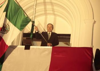 El Gobernador Alfonso Durazo da su cuarto “Grito de Independencia” ante 30 mil personas