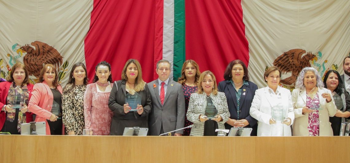 El Congreso de Sonora entrega la Presea del Poderío de las Mujeres 2024 a diez ciudadanas