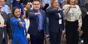 Panistas renuevan dirigencia en Sonora; reeligen a Gildardo Real