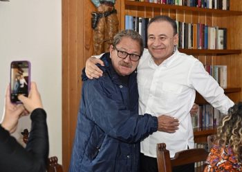 Firma Gobernador Durazo acuerdo con Fondo de Cultura Económica
