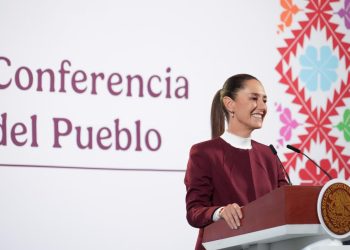 Anuncia Claudia Sheinbaum incremento del 12% al salario mínimo en 2025; aumentará a $278.80 general y $419.88 en la frontera norte