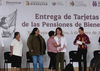 Encabeza Sheinbaum entrega de tarjetas del Bienestar en Morelos