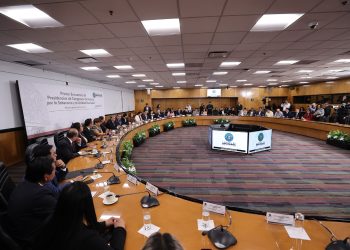 Participa diputado Omar Del Valle Colosio en Primer Encuentro de Presidencias de Congresos Locales