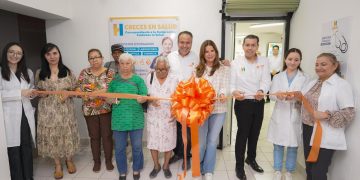 Inauguran Toño Astiazarán y Patty Ruibal tercera Clínica CRECES en Salud Los Olivos