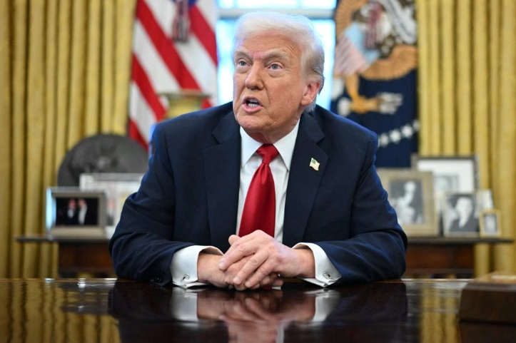 EU impondrá aranceles de 25% a los autos no fabricados en ese país: Trump