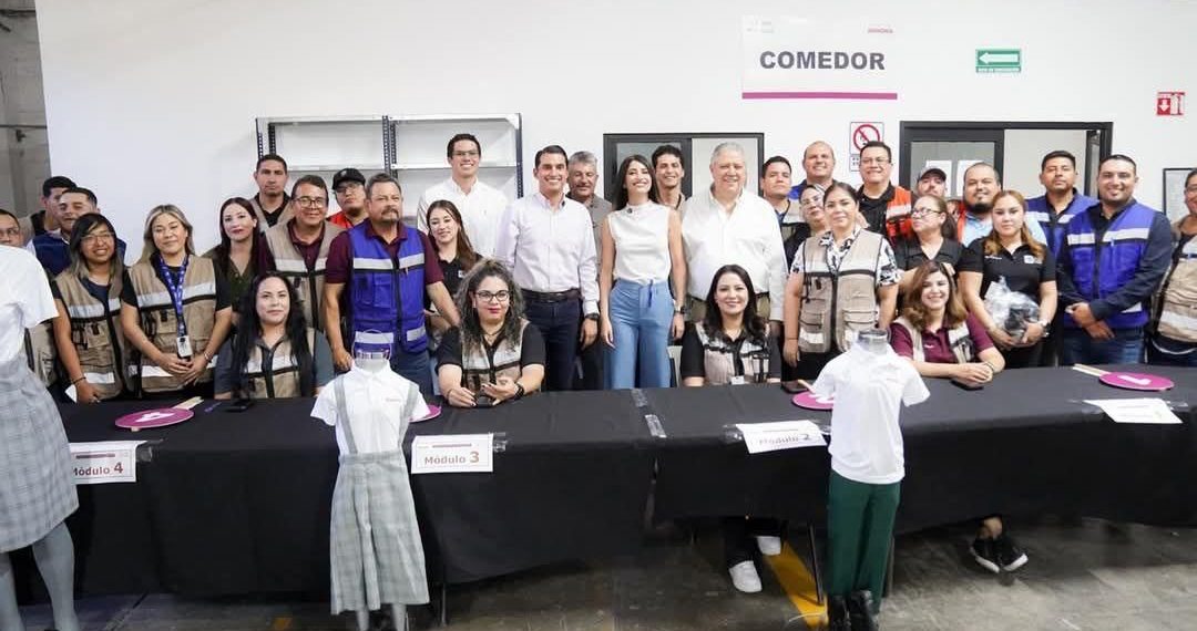 Gobernador Durazo inicia entrega de uniformes gratuitos a partir del 20 de mayo