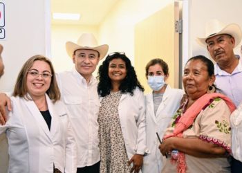 Gobernador Durazo logra certificación de Cofepris para primer Consultorio Tradicional Indígena de México en Vícam