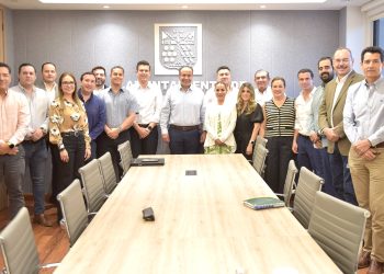 Facilita Toño Astiazarán instalación de empresas para impulsar empleos mejor pagados