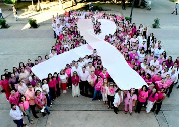Llama Toño Astiazarán a hacer conciencia en la conmemoración del Día Mundial de la Lucha contra el Cáncer de Mama