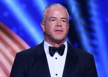 Emiten orden de aprehensión contra Raúl Rocha, presidente de Miss Universo