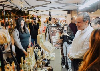 Impulsa Toño Astiazarán tradición sonorense Expo Bacanora en Víactiva