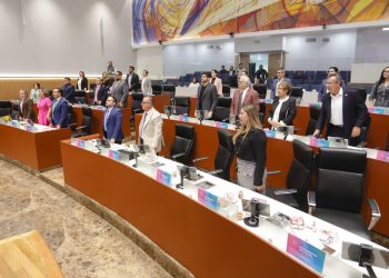 Aprueba Congreso de Sonora renuncia de regidor y turna iniciativa de Ley de Entrega-Recepción
