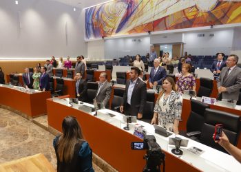 Discute Congreso de Sonora iniciativas sobre registros de nacimiento y defunción, orfandad y aportaciones al Isssteson