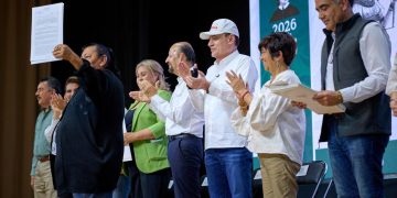 Gobernador Durazo y Sedatu entregan escrituras y fortalecen certeza patrimonial en Sonora