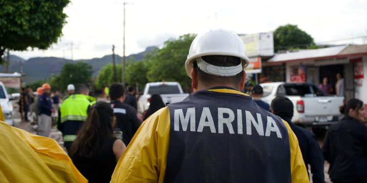 Despliega Gobernador Durazo operativo emergente para atención a familias de Guaymas y Empalme tras fuertes lluvias